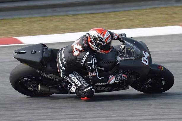 DENGIU_TEST_SEPAGN_MOTOGP_2014_DUCATI