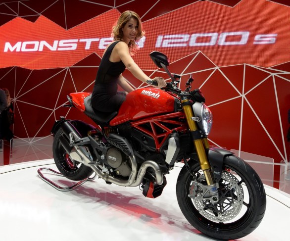 dengiu-ducati-monster-1200-2014-01