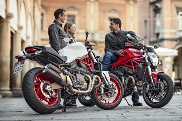 Dengiu_Ducati_Monster_821_00