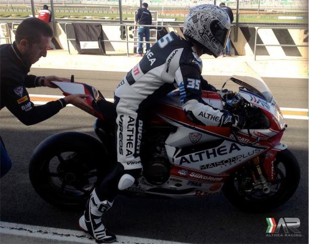 dengiu_desmo_desmodengiu_superstock_1000_valencia_althea_racing_de_rosa_salvadori_ducati_test_stk_2015
