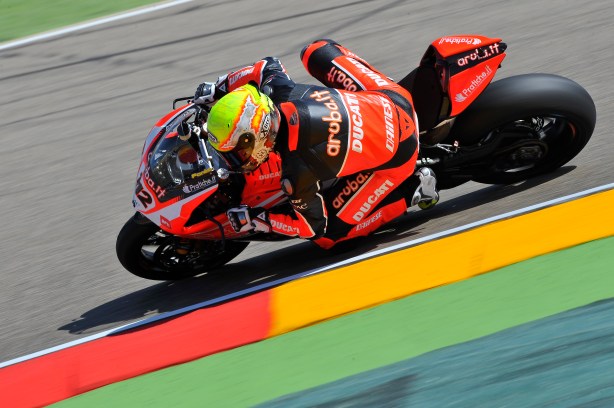 dengiu_desmodengiu_ducati_aruba_chaz_davies_superbike_spagna_aruba_prove_libere_fores