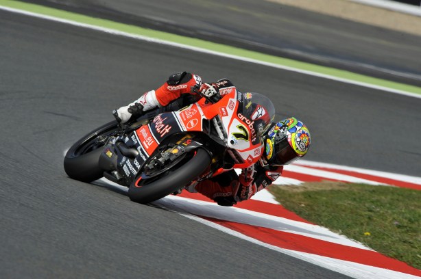 5-0229_P12_Davies_action.jpg image